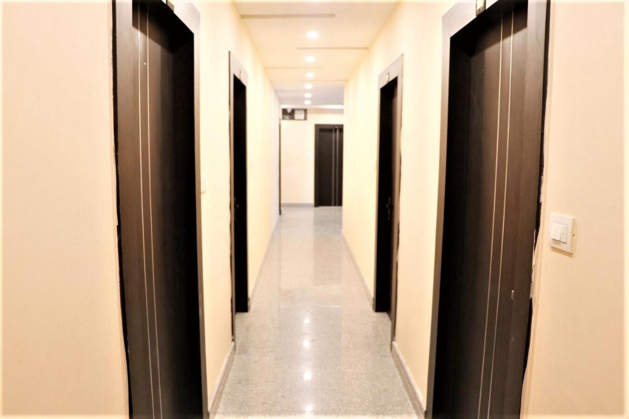 Hotel Blue Pine Haridwār Esterno foto